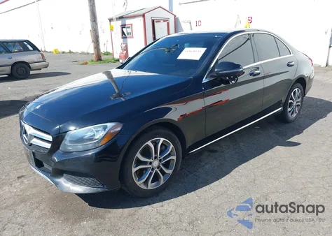 2016 Mercedes-Benz C 300 4Matic/Luxury 4Matic/Sport 4Matic из США, поврежденный, VIN 55SWF4KB2GU173916